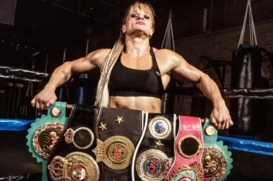 La Locomotora Oliveras relató el duro momento en el que encontró a su marido en la cama con su hermana