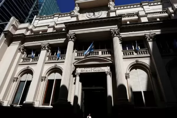 Escasez de reservas, inflación y dólar agro: las definiciones de los analistas económicos