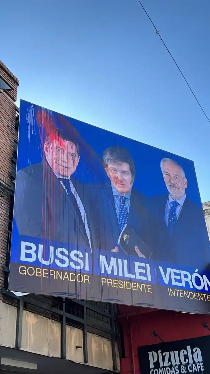 “Un lugar donde ir a cag...”, el spot de campaña de un candidato en Tucumán