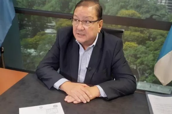 Dengue: Pellegrini denuncia el colapso del sistema de salud por la alta demanda de atención