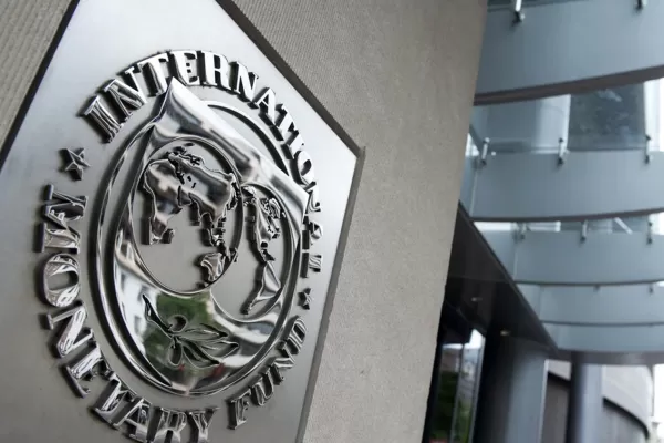 La economía mundial está atascada, dice la jefa del FMI