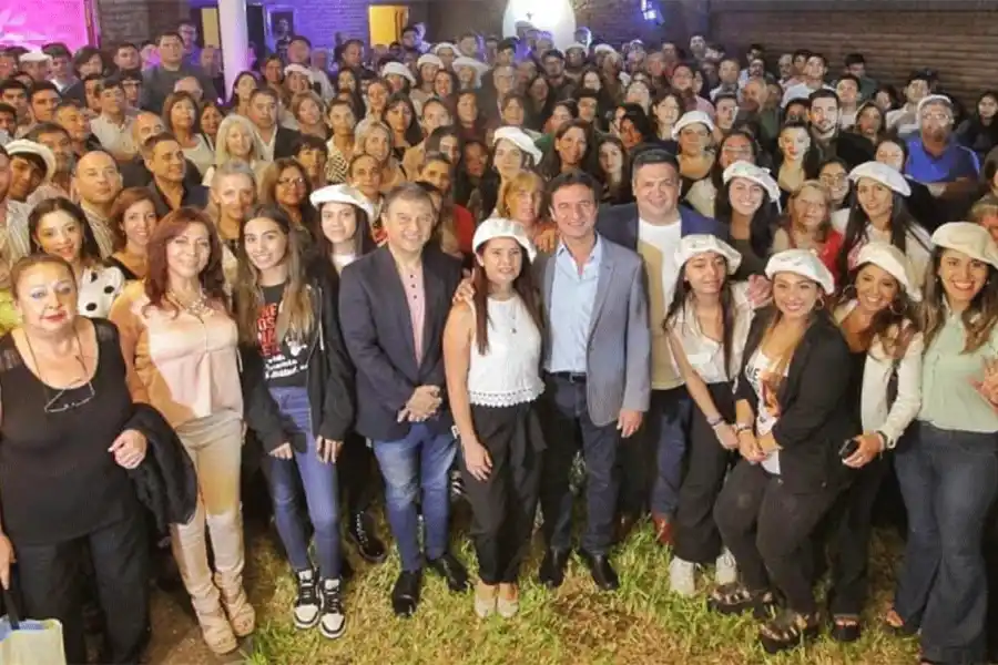 Dimes y diretes: sede peronista en Yerba Buena, un funcionario en dos listas y recorridas por el este