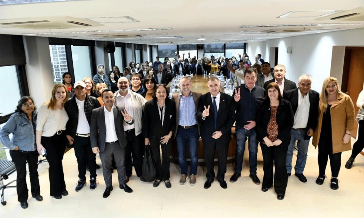 Dimes y diretes: sede peronista en Yerba Buena, un funcionario en dos listas y recorridas por el este