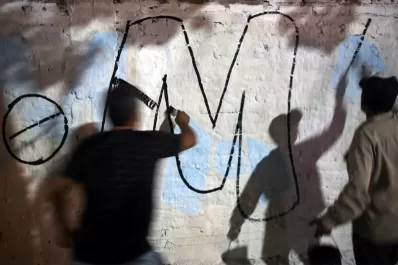 Pintadas y elecciones: una rutina de largas noches que se niega a morir