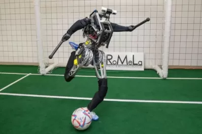 ¿Refuerzo en el próximo mercado de pases? Artemis, un robot que juega al fútbol, está listo para salir a la cancha