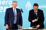 Se dispara el dólar blue: Massa anunció que rediscutirá el acuerdo con el FMI e intervendrá en el mercado cambiario