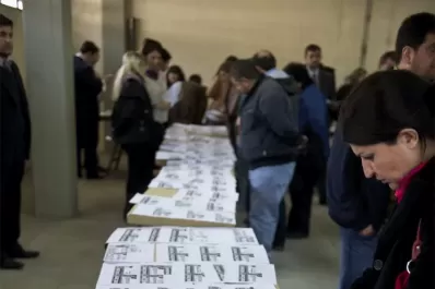 Elecciones 2023: ¿Cuántas boletas habrá en los cuartos oscuros del interior?