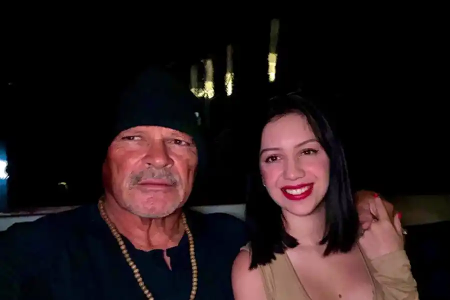 Alfa junto a Delfina Wagner.