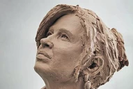 Cristina: la aplaudió Bussi y se inquietó Manzur