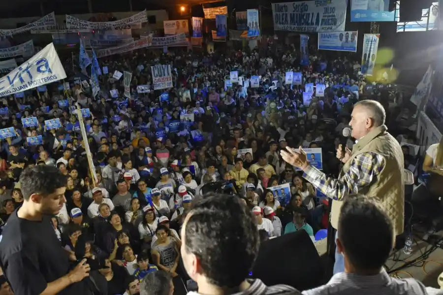 Jaldo y Manzur, con el mismo apoyo pero en diferentes actos