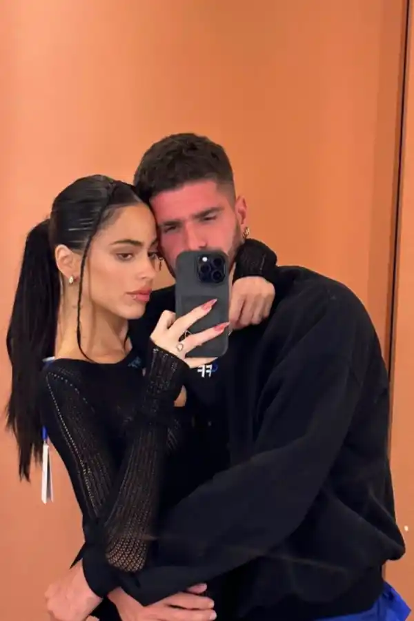 El detalle que alborotó a todos pareció no importarle a Rodrigo De Paul