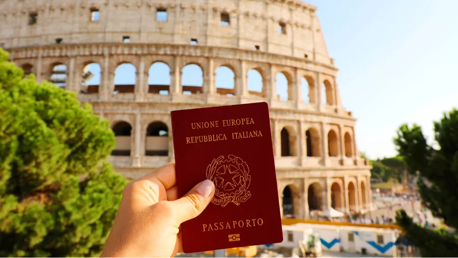 El trámite para obtener la ciudadanía italiana suele ser un proceso que lleva mucho tiempo y del que dependen muchas aristas (Shutterstock)
