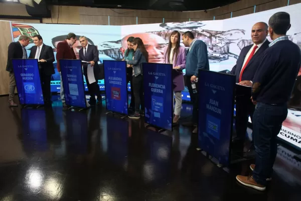 Los opositores y Manzur coincidieron en que se debe revisar el sistema de acoples