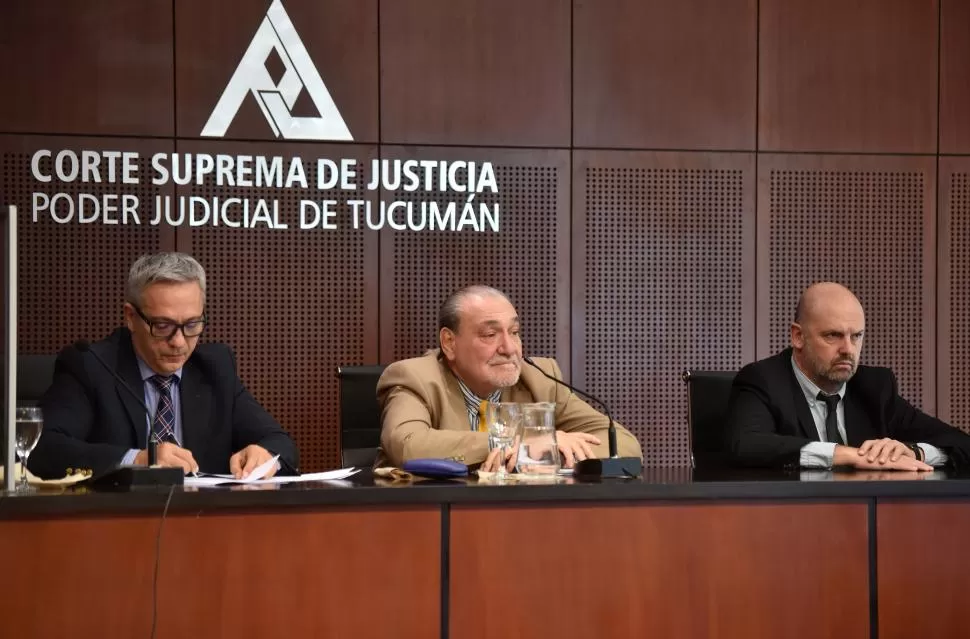 TRIBUNAL.  Los jueces Dante Ibáñez, Rafael Macoritto y Diego Lammoglia escucharán hoy las últimas palabras y luego darán a conocer la sentencia. 