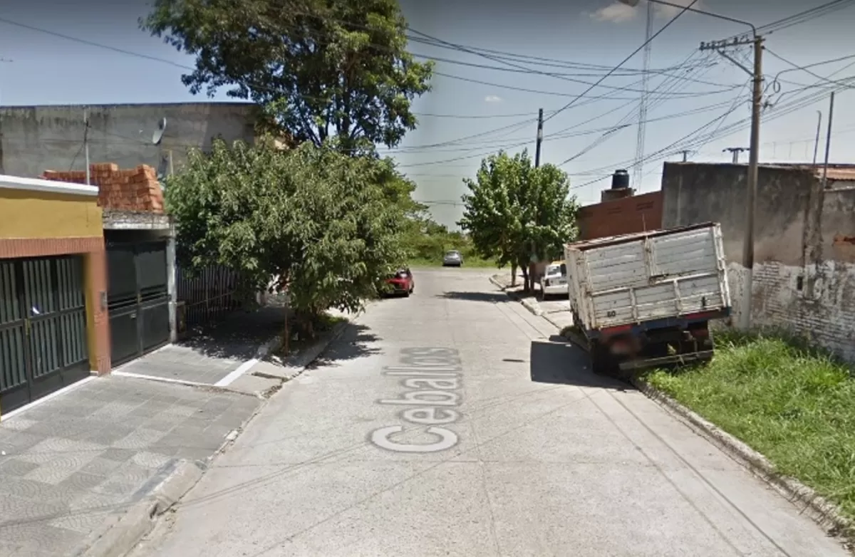 LA CUADRA DEL ASALTO. La entradera se registró en calle Virrey Cevallos al 1.100. Imagen de Google Maps