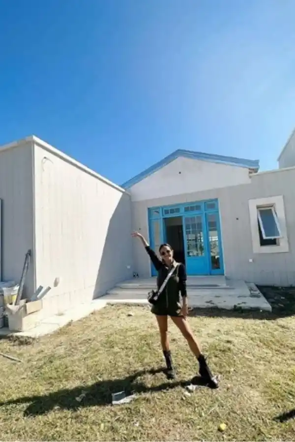 La influencer mostró el frente de su casa. Instagram.