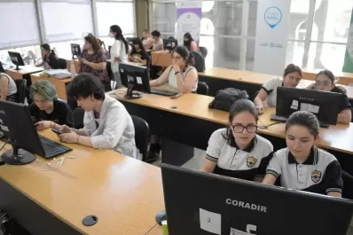 ¿Cómo inscribirte al curso gratuito de Programación para chicas del Ente Cultural?