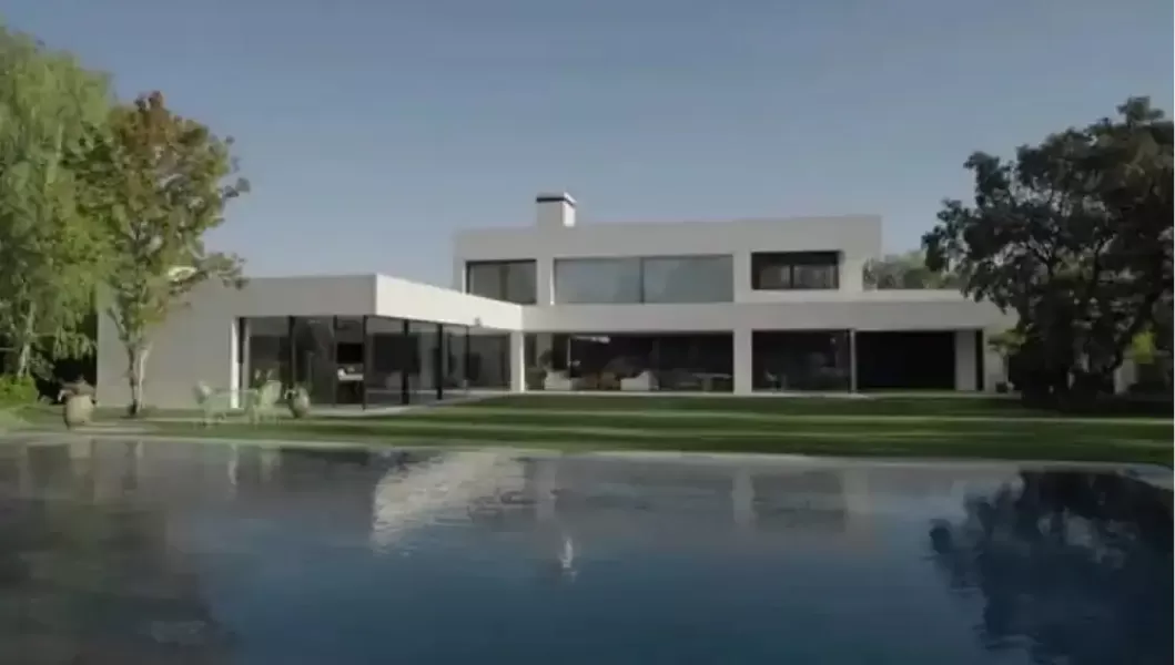 Una impresionante pileta y una cancha de fútbol: la increíble mansión del “Cholo” Simeone