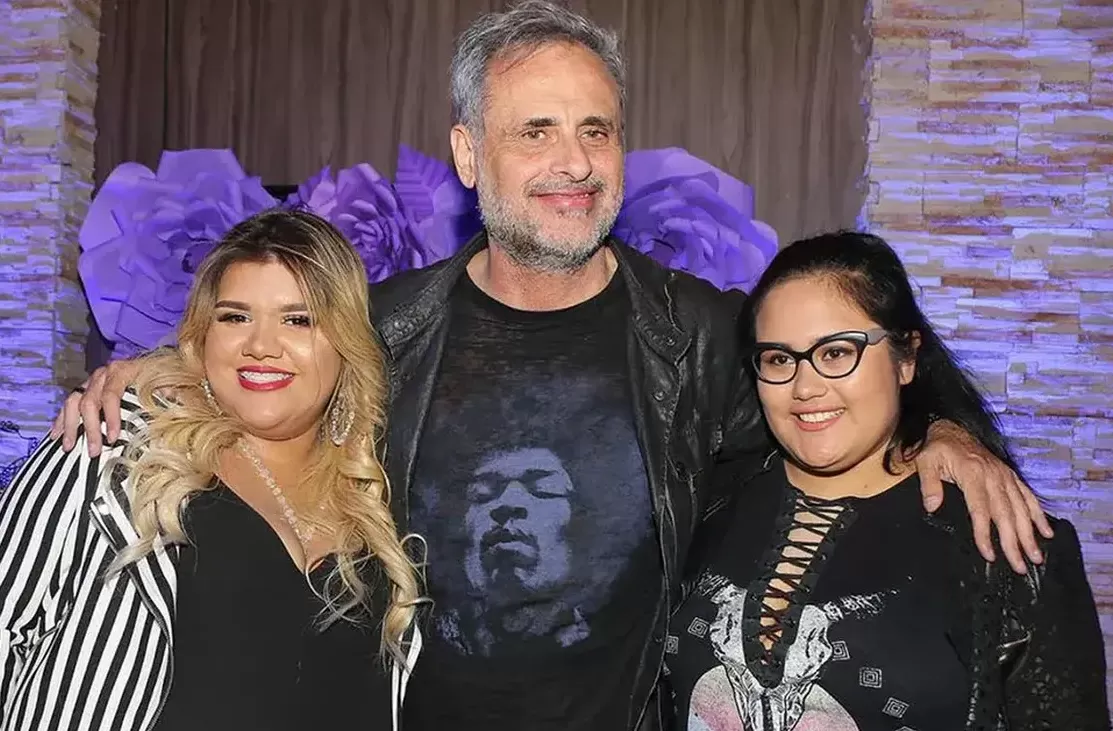 Jorge Rial junto a sus hijas Morena y Rocío