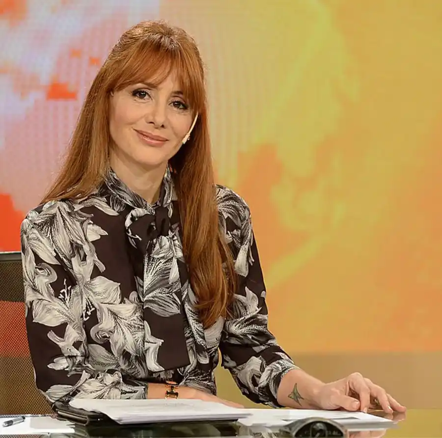 Maby Wells estudió locución y periodismo.