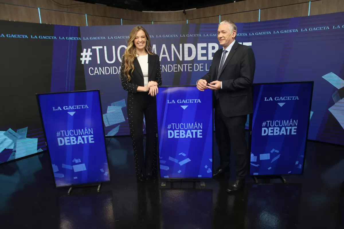 LOS CONDUCTORES. Carolina Servetto y Federico van Mameren estarán al frente del último debate organizado por LA GACETA, previo a la elección.