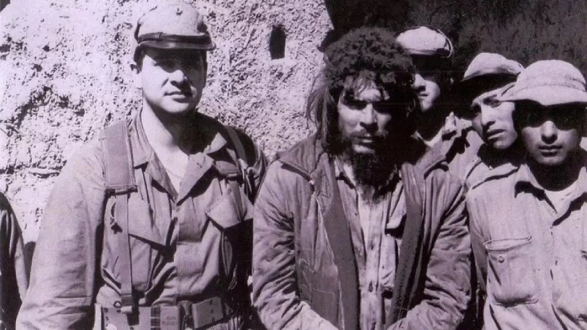 Murió el militar que capturó al Che Guevara en Bolivia
