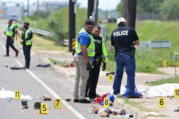 EEUU: un hombre atropelló y mató a siete personas frente a un centro de inmigrantes