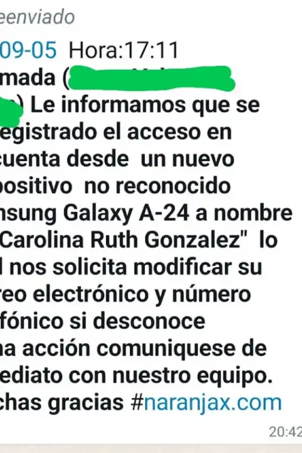 El mensaje que recibió la víctima a través de su WhatsApp.