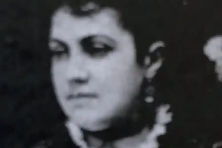  DEDICACIÓN POR LO SOCIAL. Sofía López de Terán.