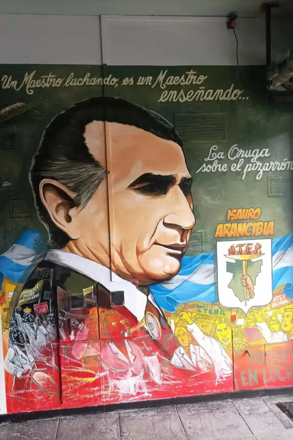 HOMENAJE. Una de las obras del artista que recuerda a Isauro Arancibia.