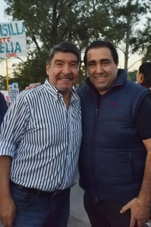 CON SERGIO MANSILLA. Miguel Acevedo, junto al presidente subrogante de la Legislatura. Foto de Facebook