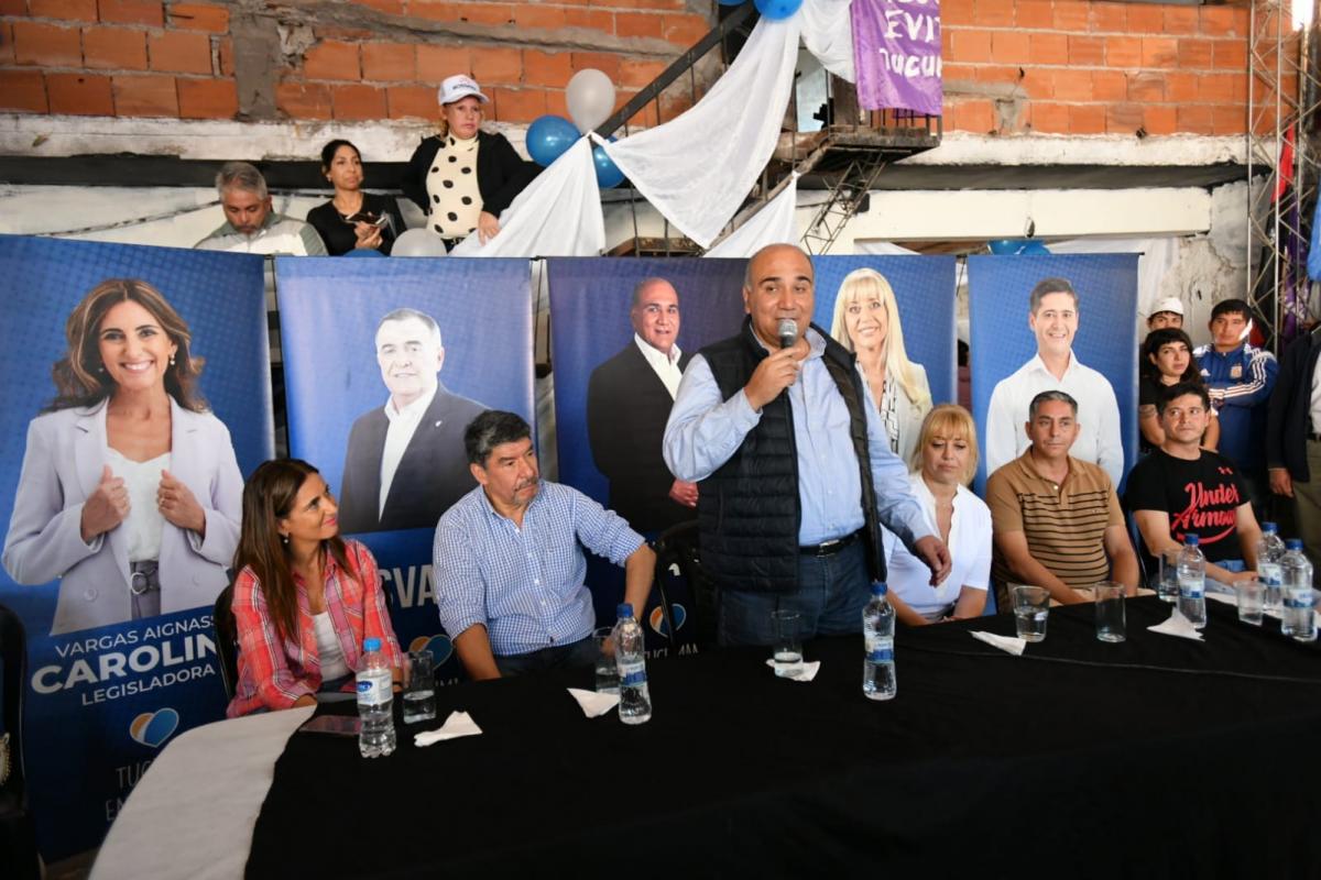 CON ROSSANA CHAHLA. Acevedo y Manzur, junto a la candidata a intendente de la Capital del PJ. Foto de Comunicación Pública