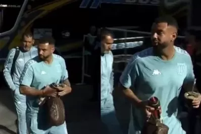 El insólito cruce de Edwin Cardona con un hincha de Racing que lo increpó por su exceso de peso: “Yo tengo dientes”