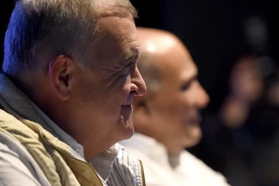 ¿TRANSICIÓN? Si Osvaldo Jaldo logra la Gobernación habrá que ver qué lugar ocupará Juan Manzur en el nuevo armado de la gestión. 