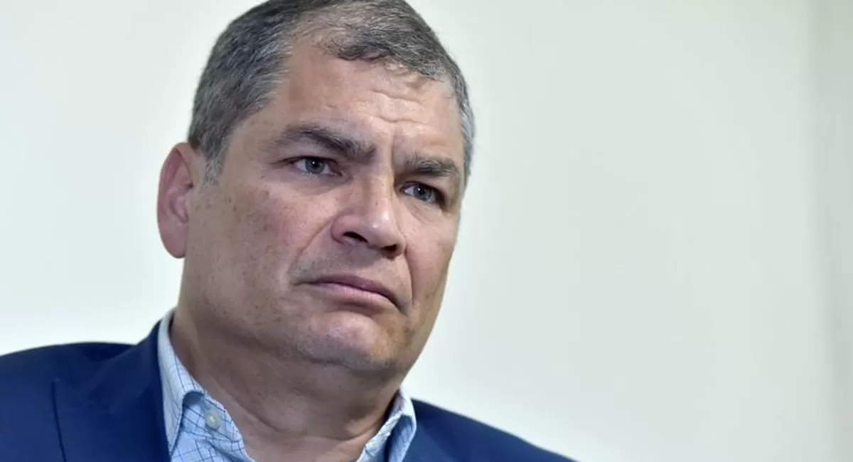 CRISIS EN ECUADOR. El ex presidente Correa cargó contra Lasso por disolver el Congreso.