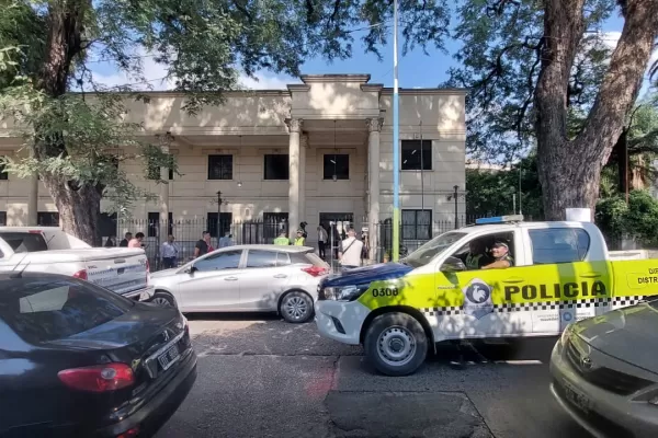 Armas en escuelas de Tucumán: cómo se procede ante estos casos