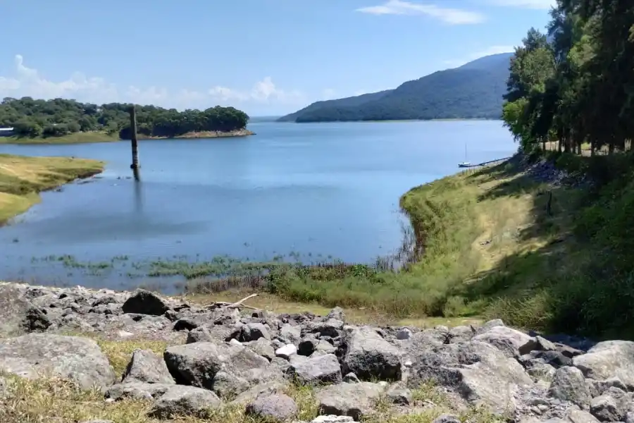 Nivel del espejo de agua en marzo último. 