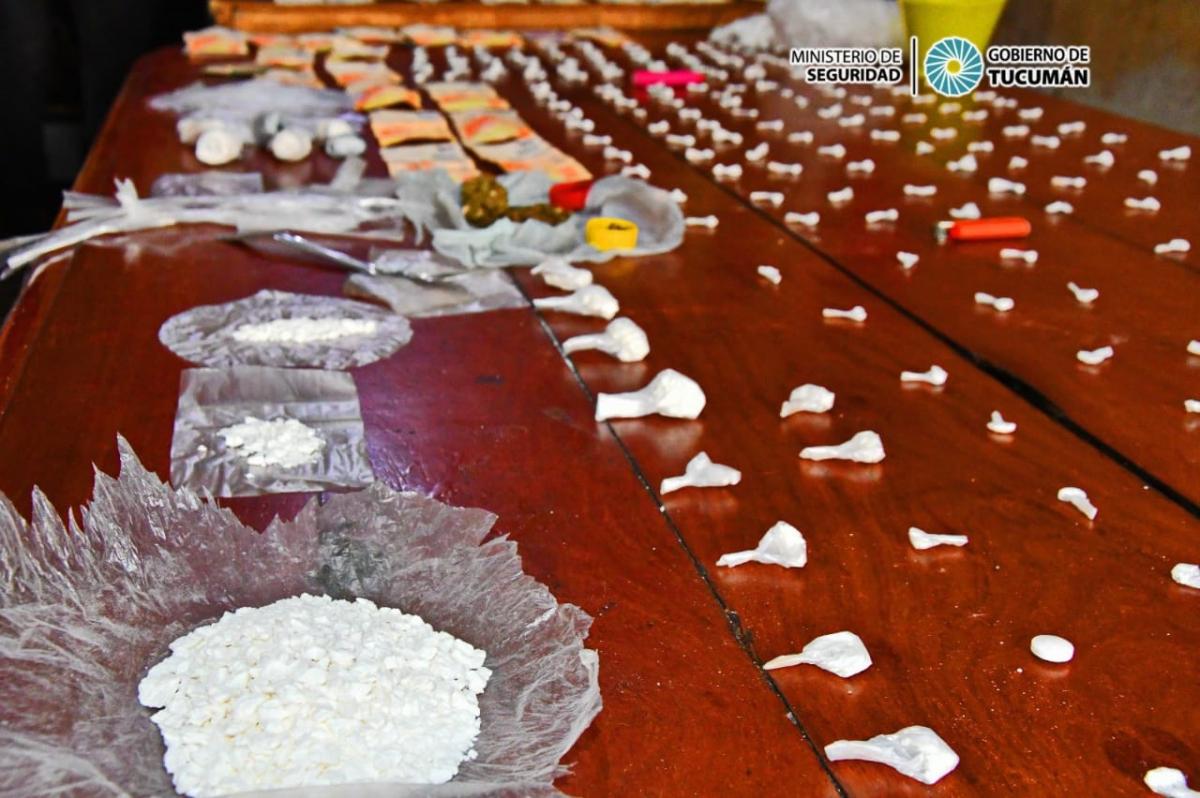 Secuestraron 250 dosis de cocaína y detuvieron a dos hermanos