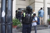 Armas en las escuelas: “Al no haber precedentes, se requiere un abordaje multidisciplinario”