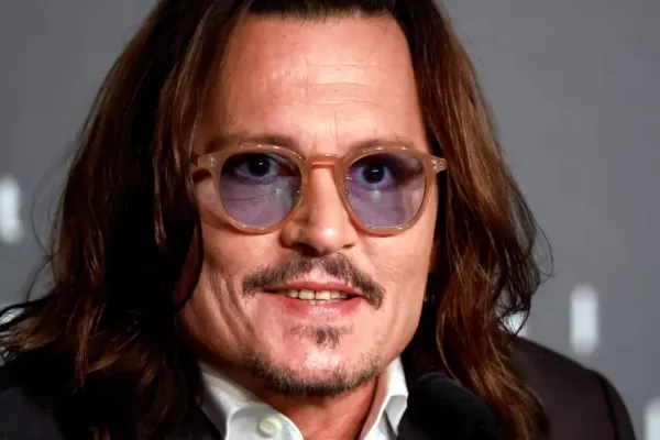 El extraño detalle en los dientes de Johnny Depp durante el Festival de Cannes