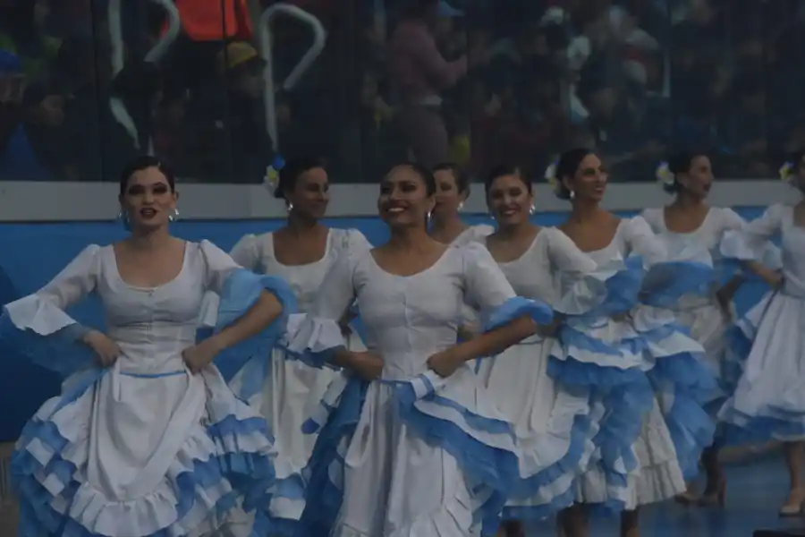 Ceremonia Inaugural Mundial Sub-20: Patricia Sosa, tango, rock, colores y decenas de banderas