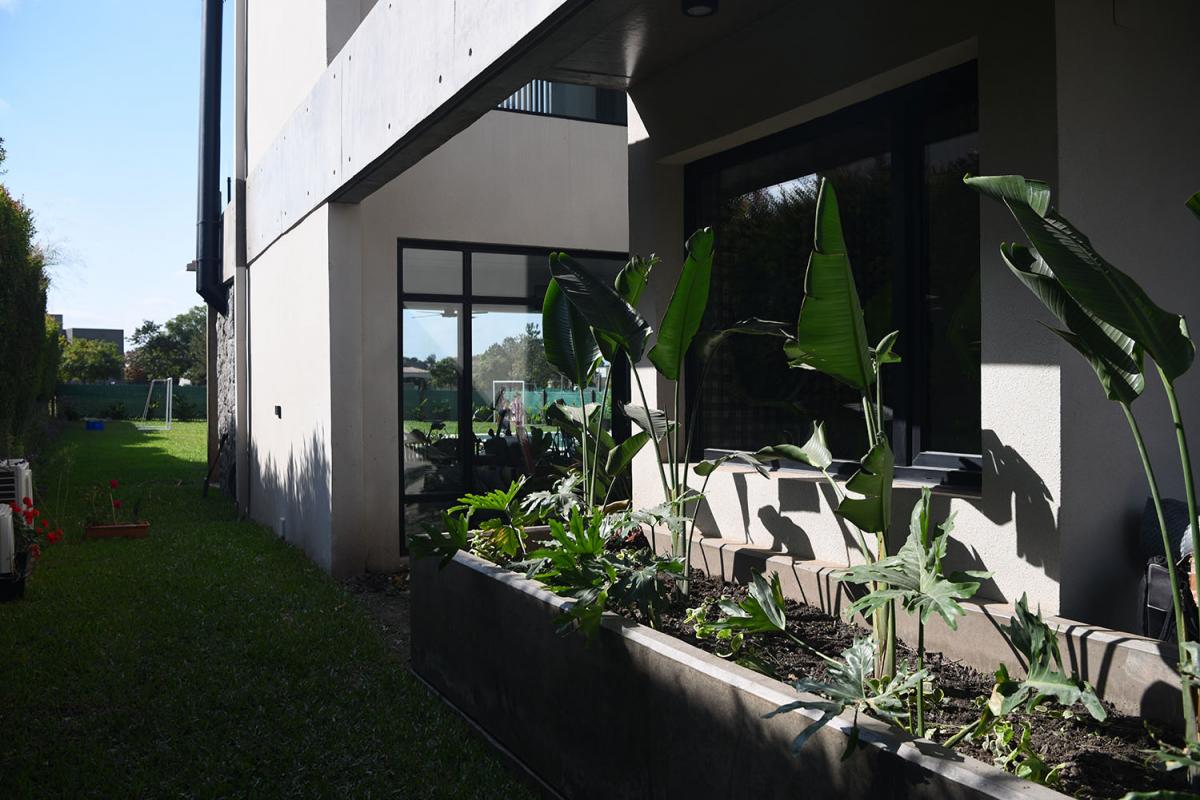 META. Botanique busca aumentar los jardines y disminuir los basurales.