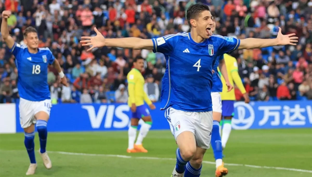 EN MENDOZA. Italia sorprendió a Brasil, en un partidazo jugado en el Malvinas Argentinas.