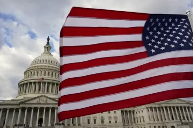 Demócratas y republicanos buscan alcanzar un acuerdo para que EEUU no caiga en default