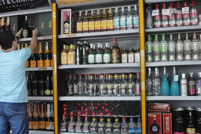 La OMS pide que las bebidas alcohólicas incluyan en su etiquetado sus riesgos como el cáncer