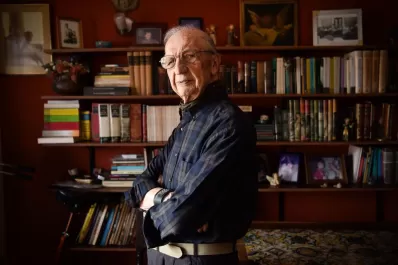 Leonardo Goloboff: “El teatro activa mi máquina de pensar y de sentir la realidad”