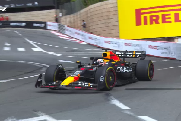 Verstappen celebró su quinto trinfo del año bajo la lluvia en Mónaco