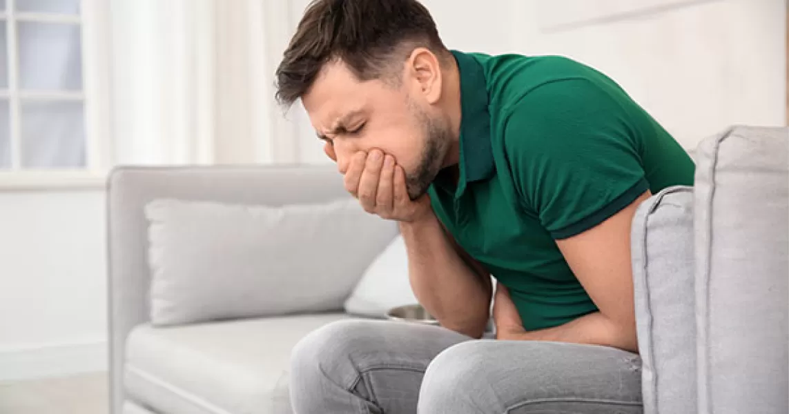 Las náuseas, uno de los síntomas de sufrir una intoxicación por monóxido de carbono.