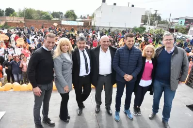 Elecciones 2023: Manzur y Acevedo recorrieron el barrio Los Plátanos con Gerónimo Vargas Aignasse