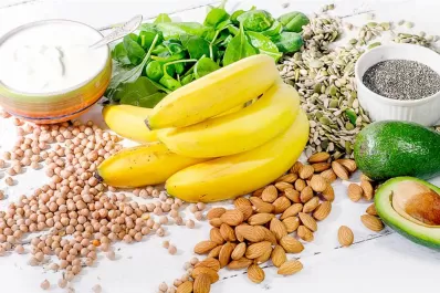 ¿Por qué se debe consumir magnesio y cuál es la mejor hora para hacerlo?